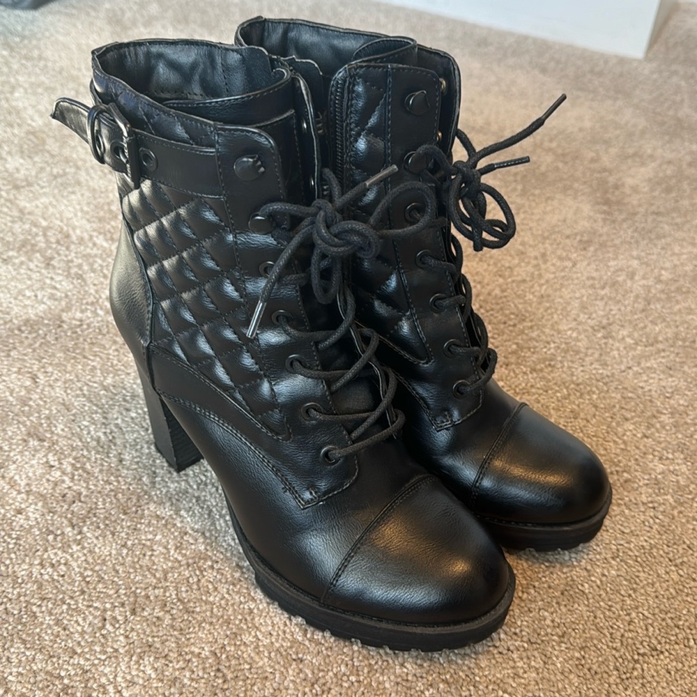 Guess Quilted Combat Boots
